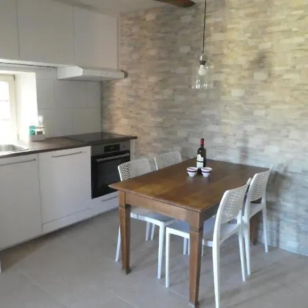 Haus La Camelia Dom wakacyjny Gordola